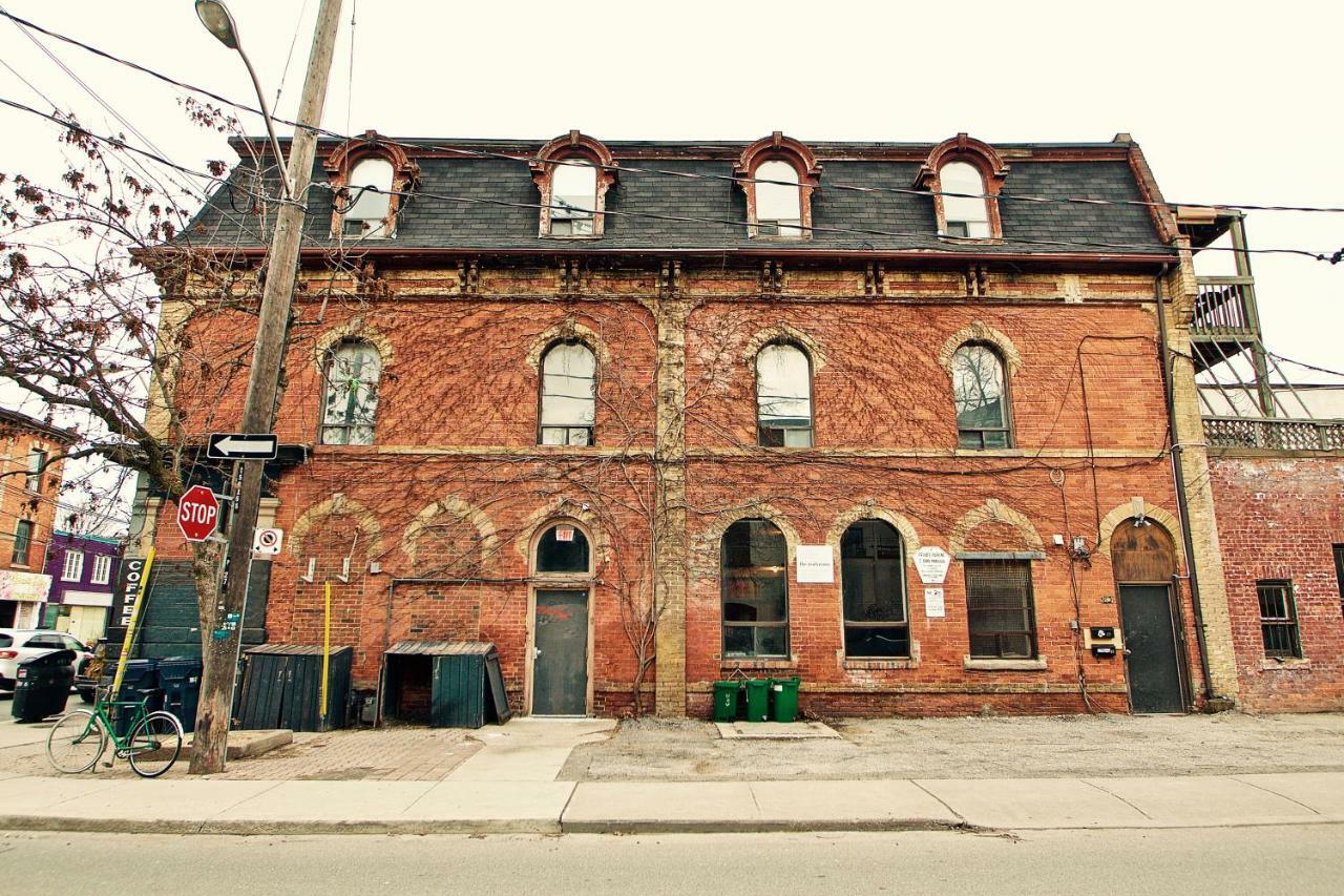 The Parkdale Hostellerie Toronto Exterior foto