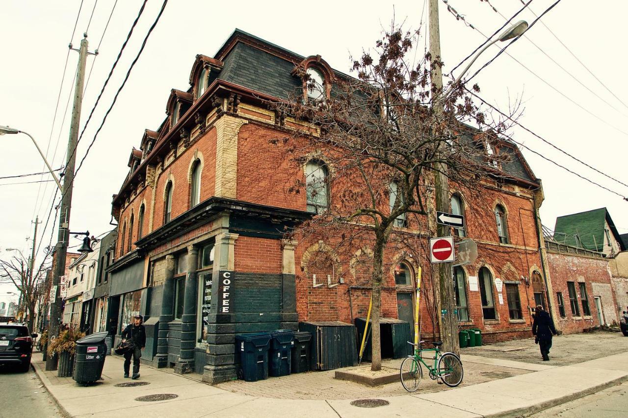 The Parkdale Hostellerie Toronto Exterior foto